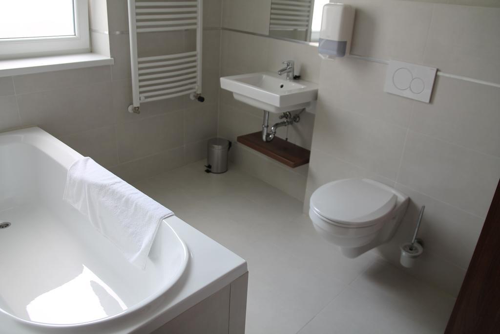 Plage Apartman Hajduszoboszlo Room photo